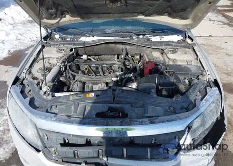 2010 Ford Fusion S z USA, uszkodzony, nr VIN 3FAHP0GA9AR190823